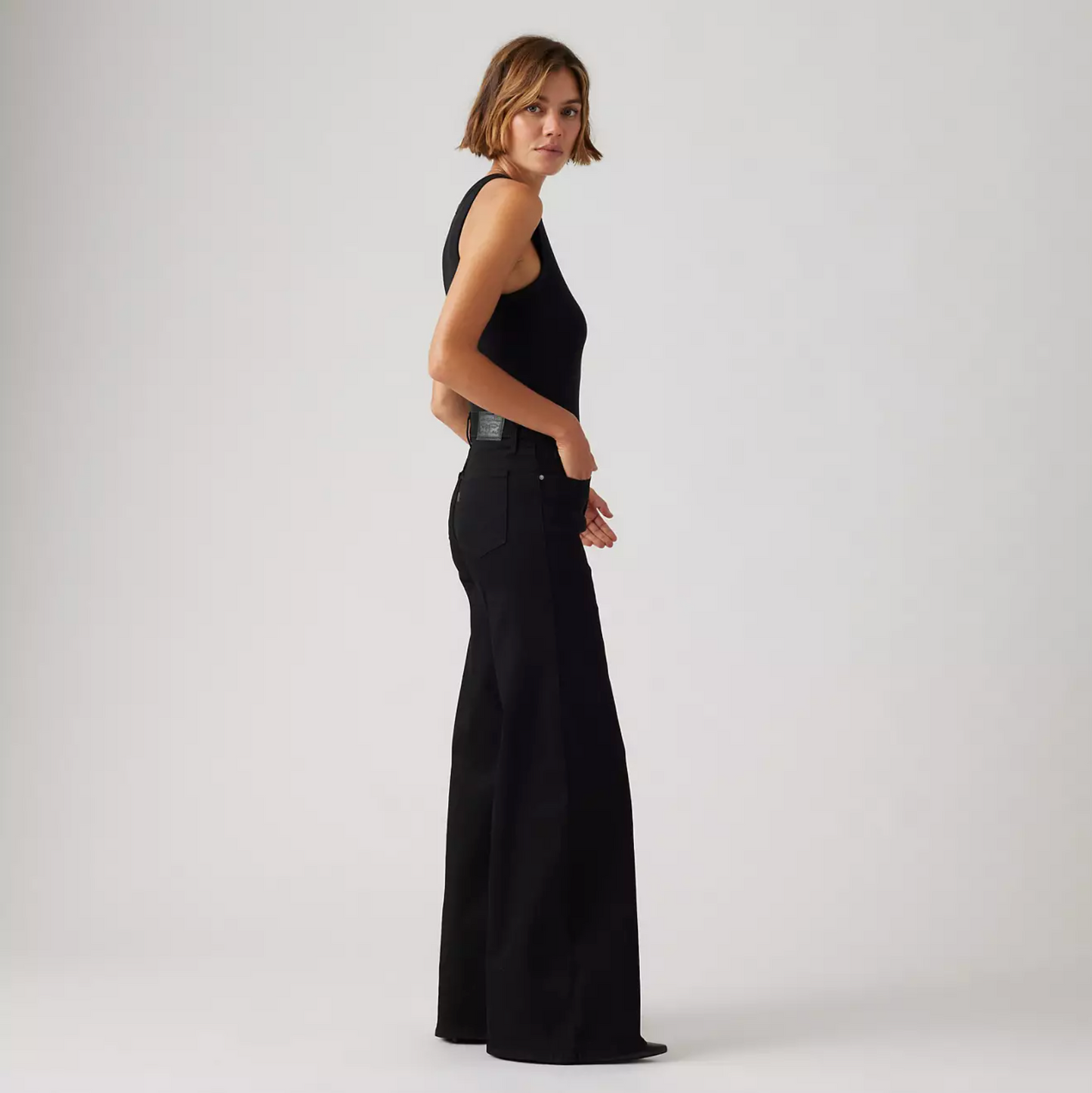Levi's 318 Shaping Wide Leg - Soft Black