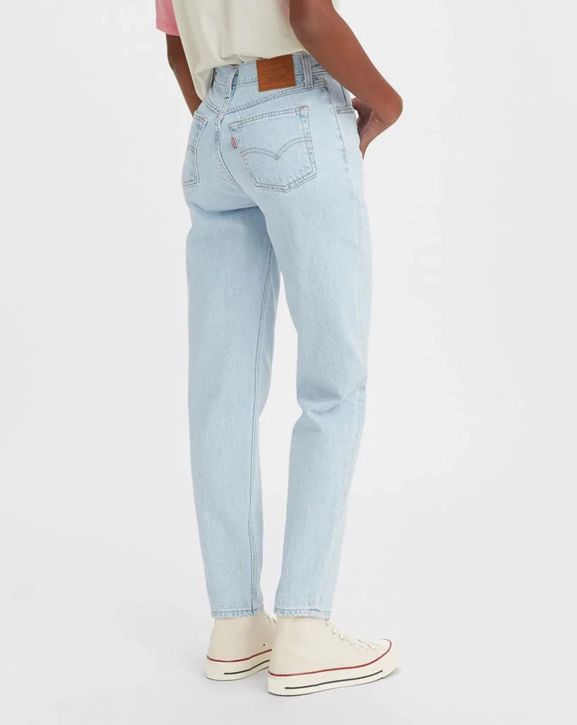 Levi s Womens 80s Mom Jean Light Sugar Storm Surf Shop