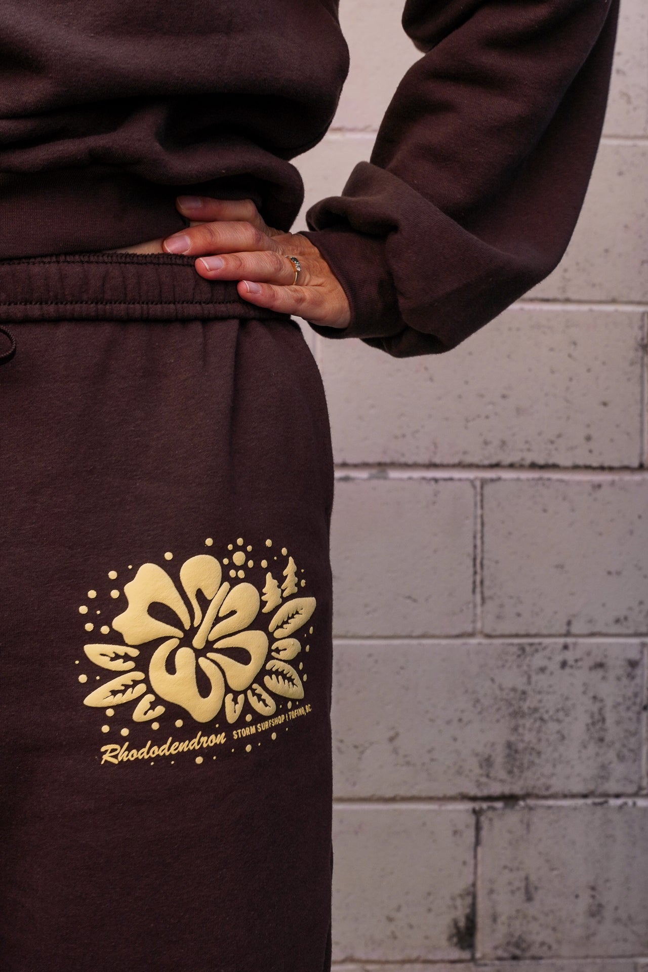 Storm Women's Rhododendron Sweatpants - Brown