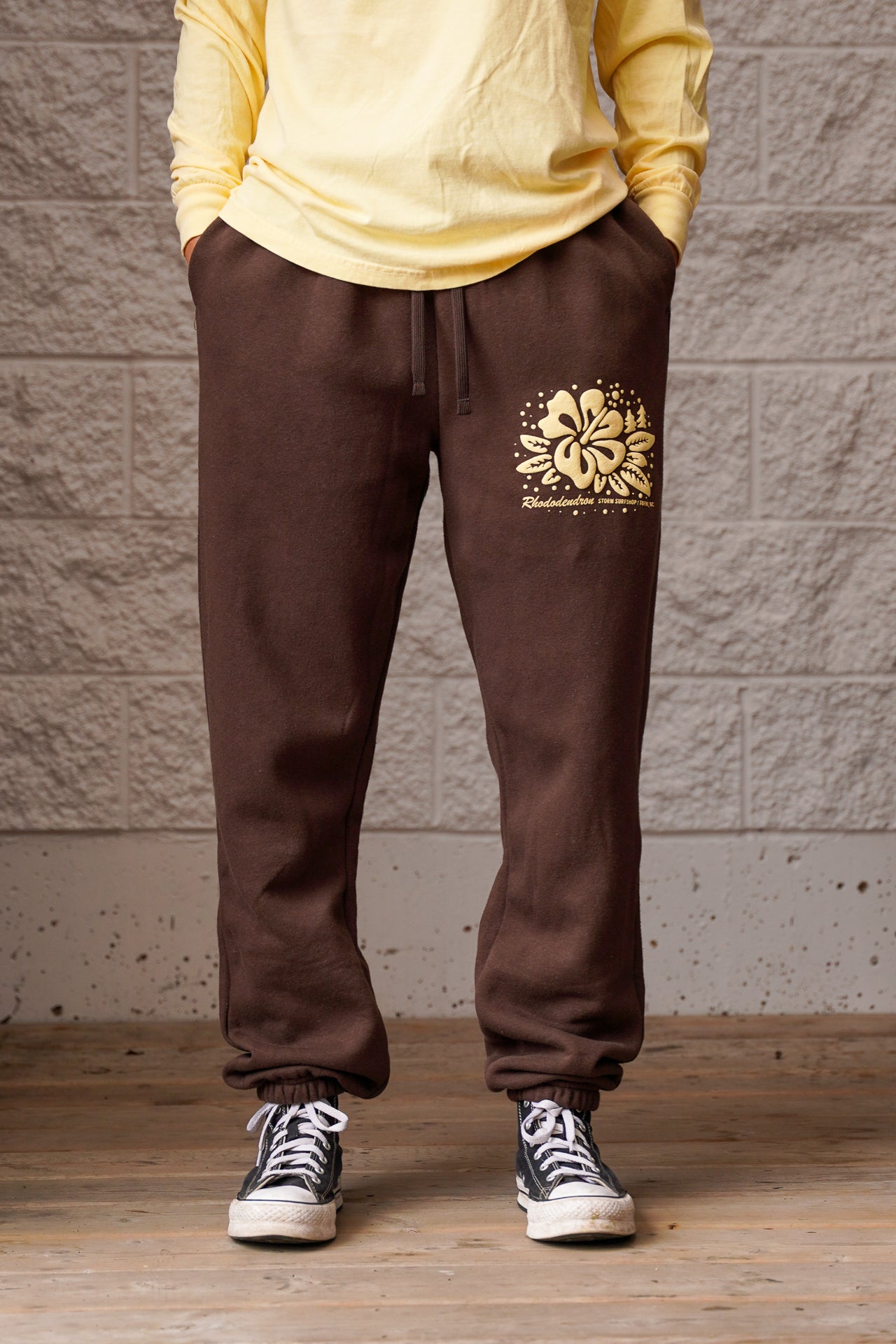 Storm Women's Rhododendron Sweatpants - Brown
