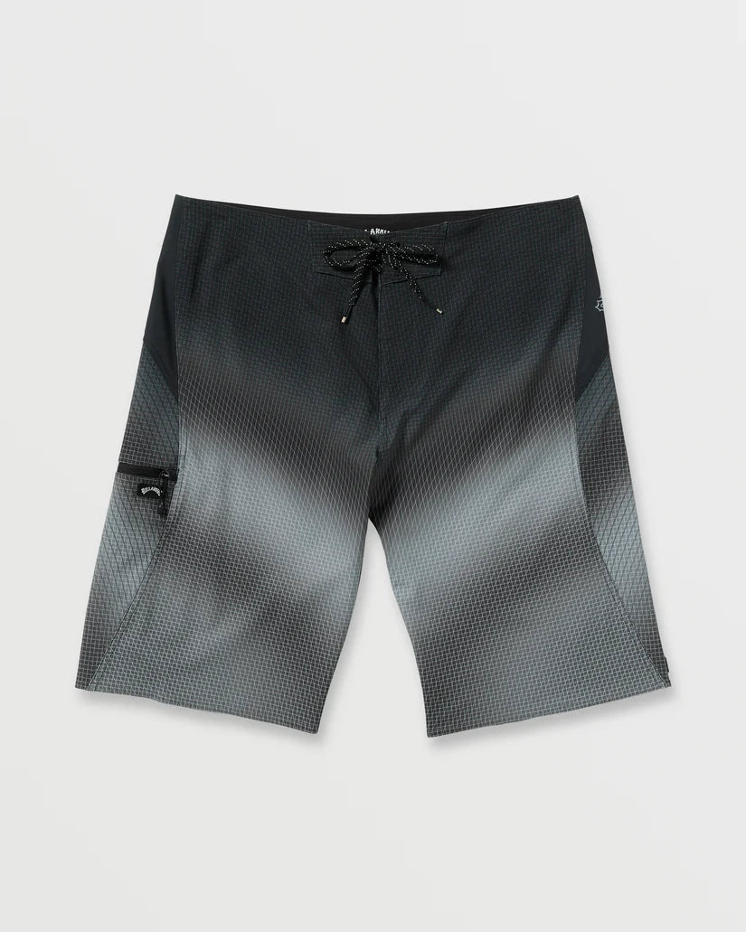 Billabong Fluid Pro Performance 21" Boardshorts - Black