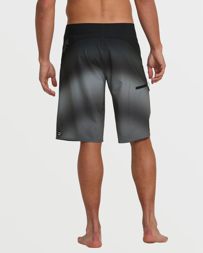 Billabong Fluid Pro Performance 21" Boardshorts - Black