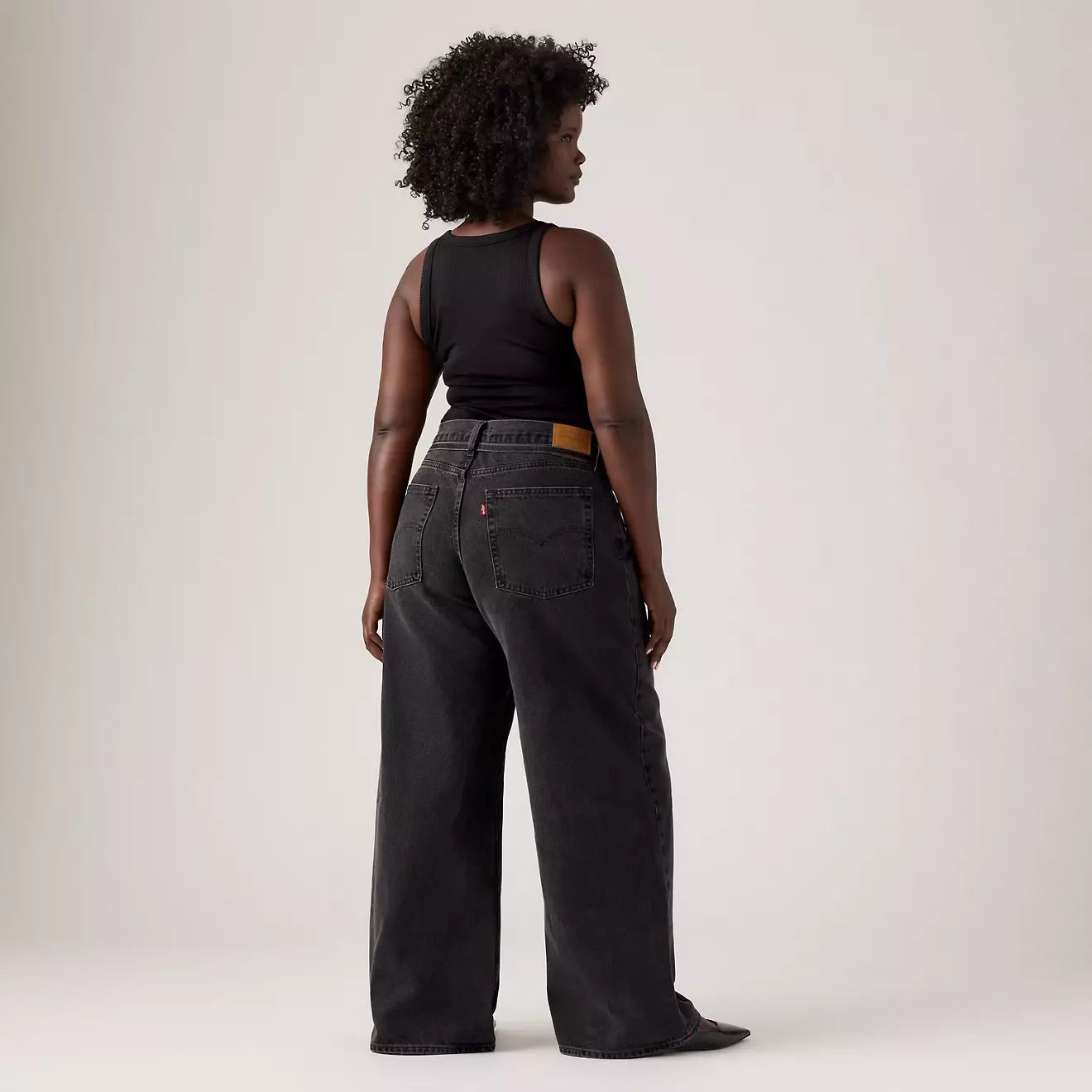 Levis XL Straight - Influential Lady