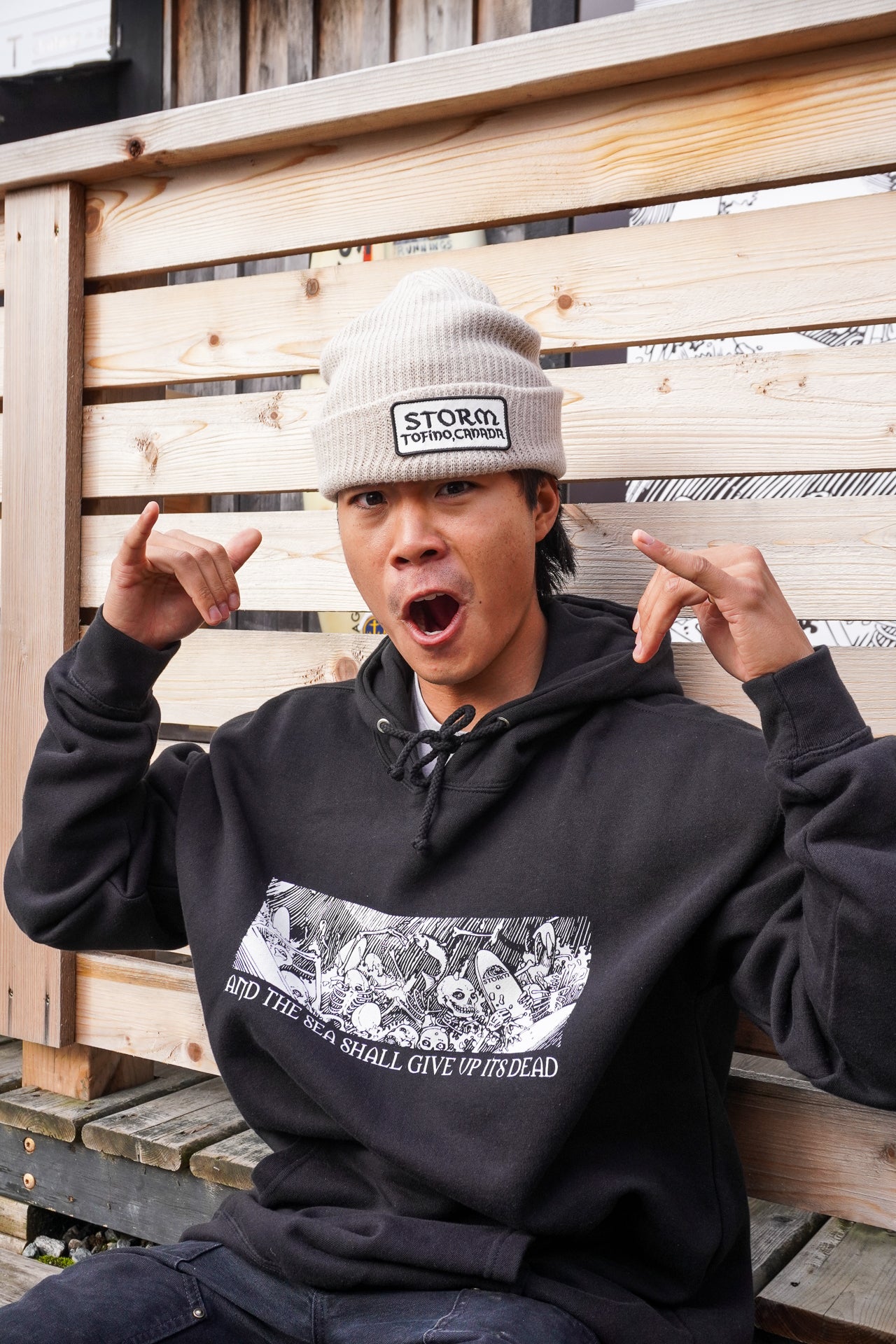 Storm Bucket Toque
