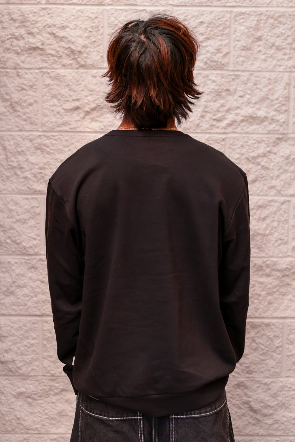 Storm Maneki Neko Front Crewneck - Black