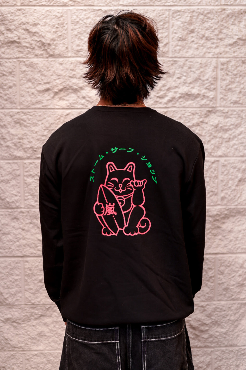 Storm Maneki Neko Crewneck - Black