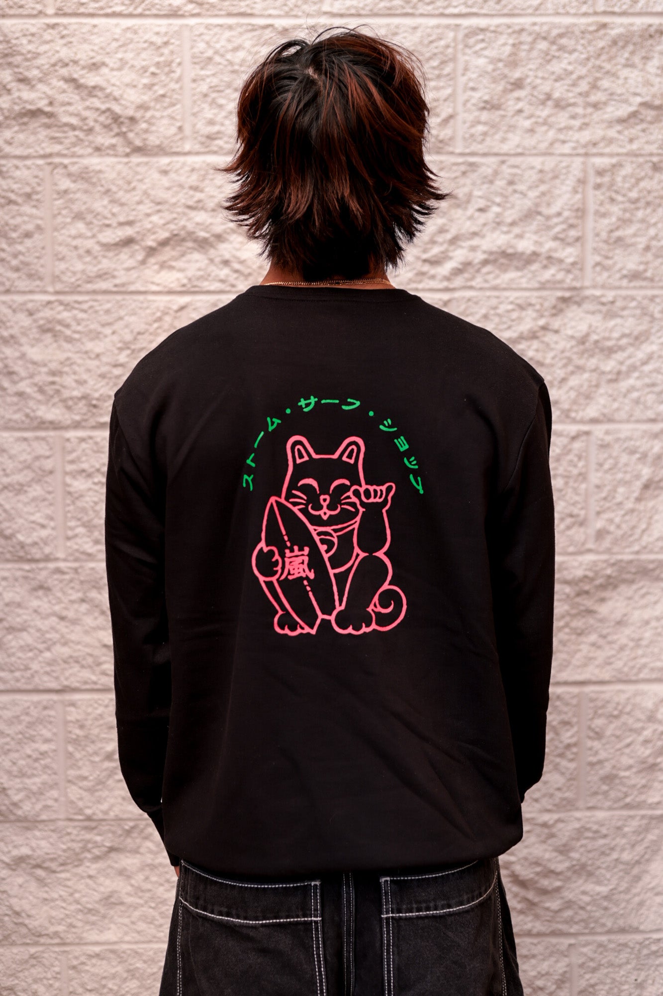 Storm Maneki Neko Crewneck - Black