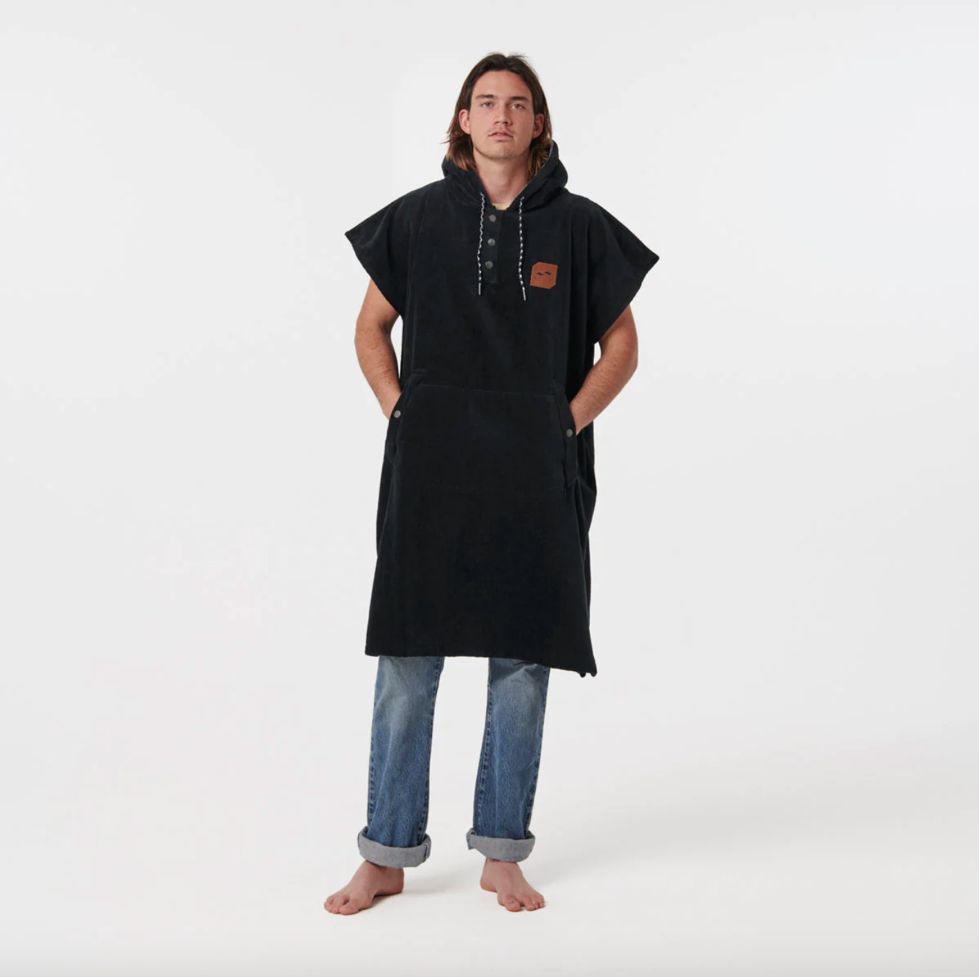 Slow Tide The Digs Changing Poncho - Black