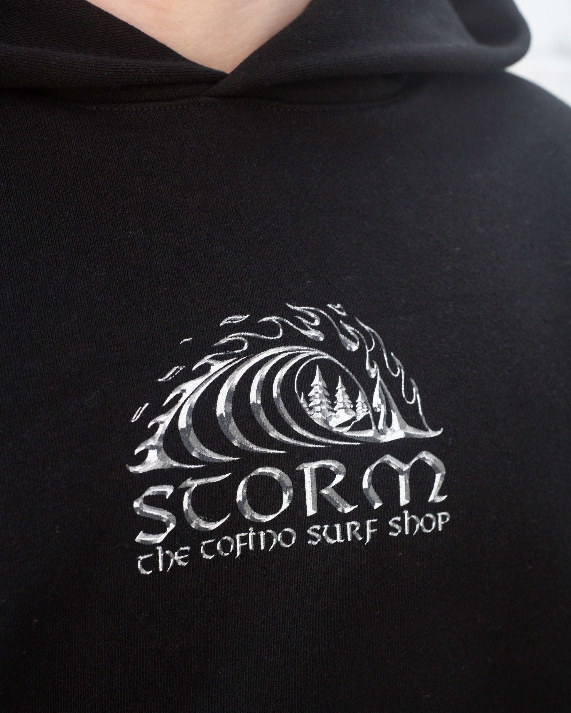 Storm Chrome Pullover - Black