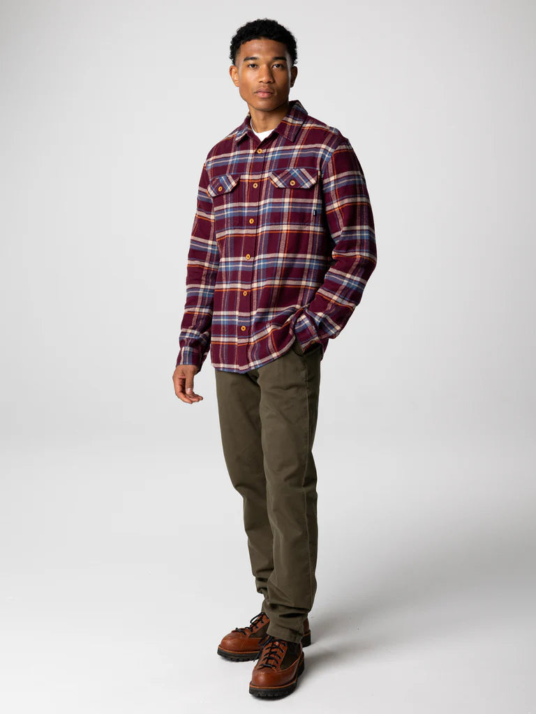Finisterre Beardsmore Shirt - Plum Check