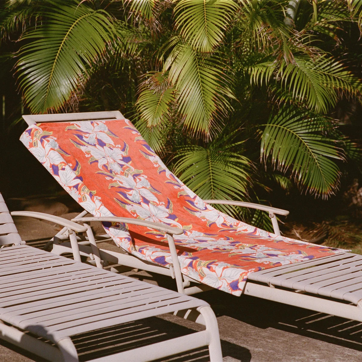 Slowtide Orchid Towel - Guava