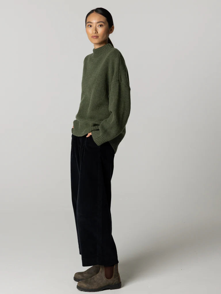 Finisterre Eyre Crew Jumper-Olive